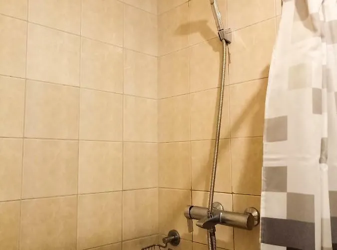 Apartment Forbes Area Bgc Taguig *