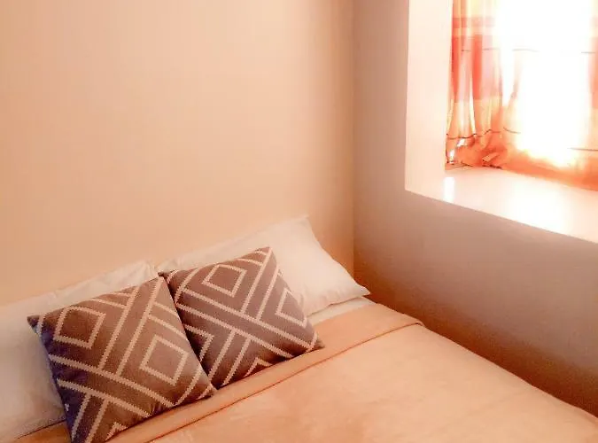 Apartment Forbes Area Bgc Taguig