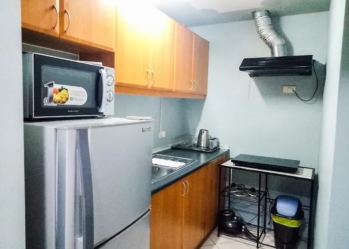 Forbes Area Bgc Taguig Apartment *